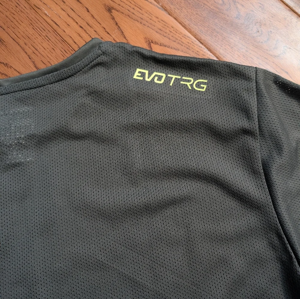 EUC PUMA Men's It Evopower Training Tee DryCell Gray Green Size L - Picture 8 of 8